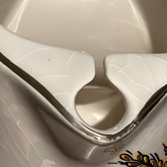 Wade pdm Liquor Pitcher with ice lip daisies & wheat? decal over Beefeater logo - Picture 7 of 9